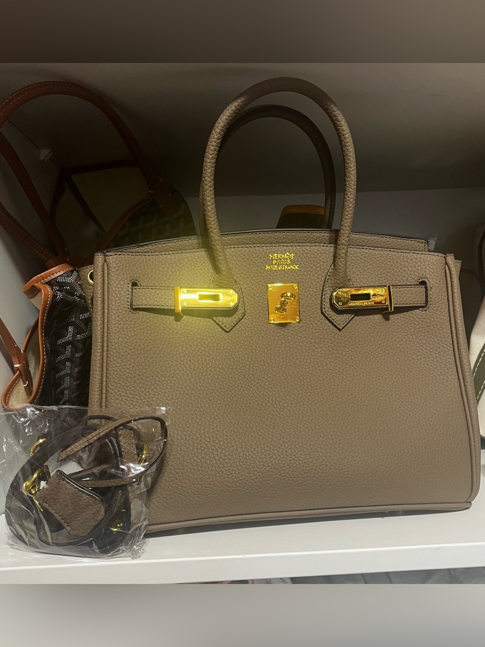 NWOT tan taupe h style tote lock bag 30 designer